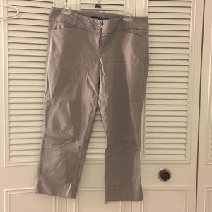 The Limited Exact Stretch Capris